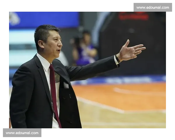 新帅上任开启新篇章 领导力引领球队走向辉煌 - 副本 (2) 新帅上任开启新篇章 领导力引领球队走向辉煌 - 副本 (2)